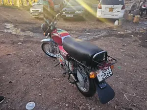 Bajaj Boxer 2019 Red