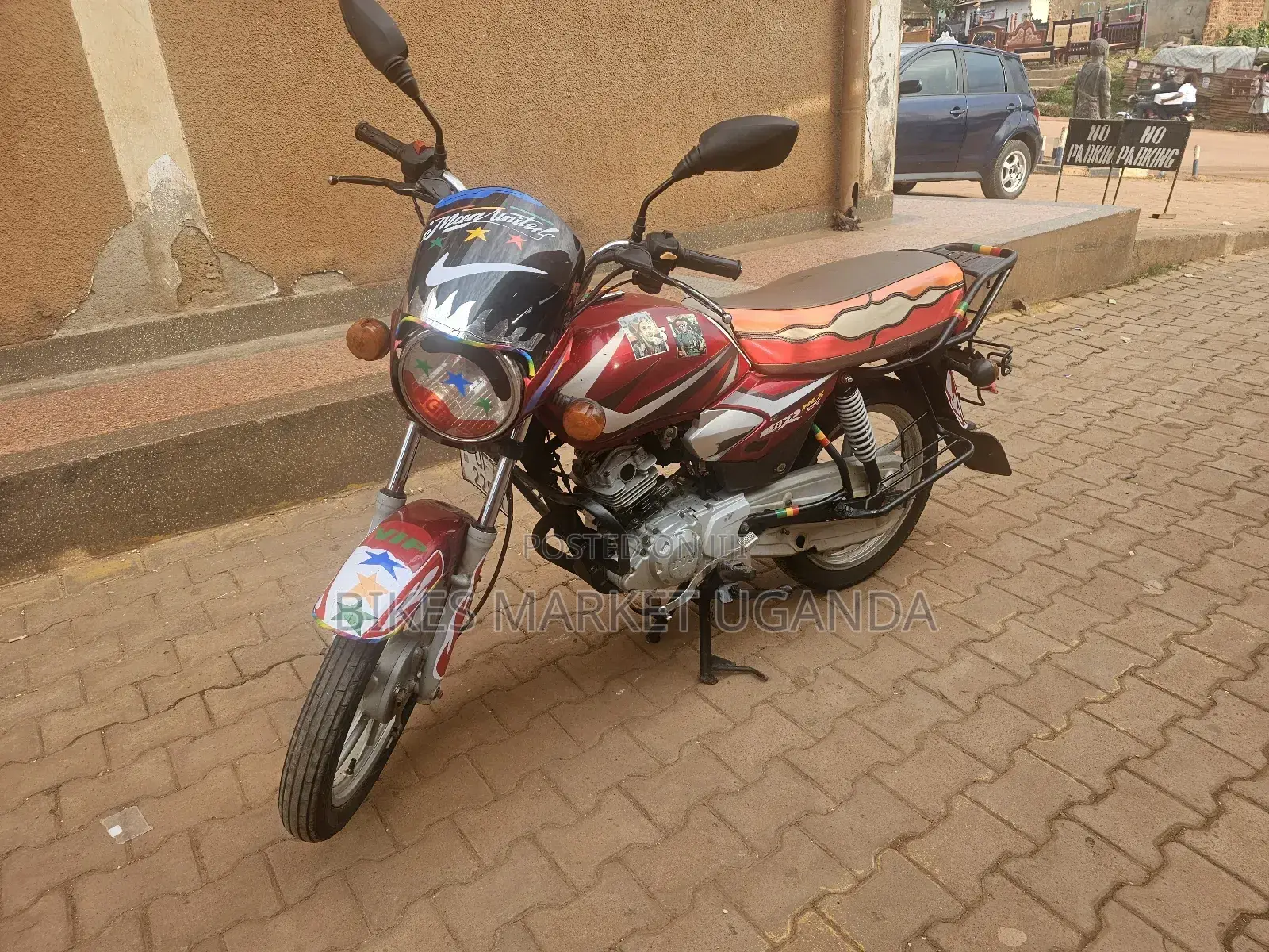 TVS HLX 125 2022 Red