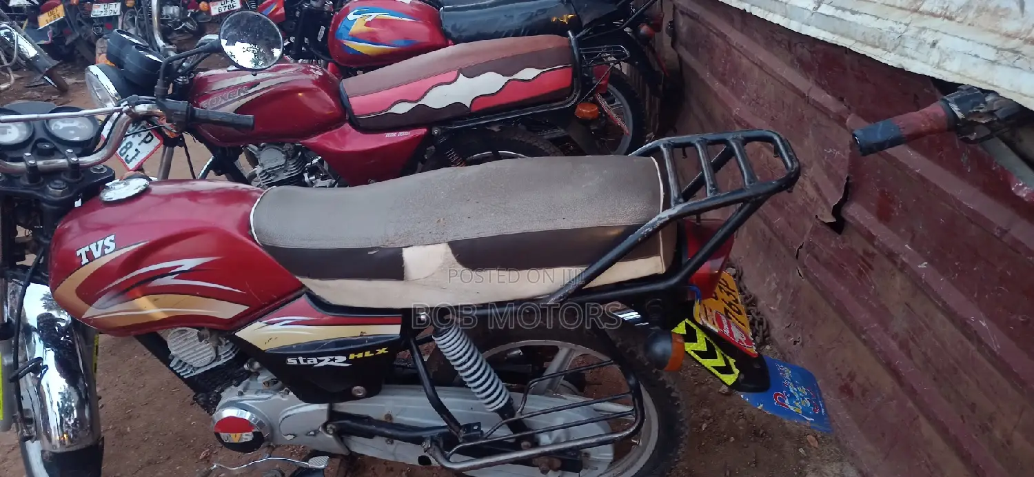 Bajaj CT 110X 2021 Red
