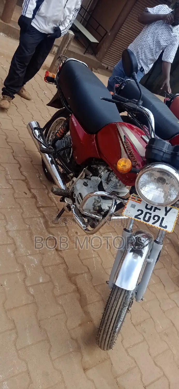 Bajaj Boxer 2023 Red