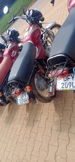 Bajaj Boxer 2023 Red