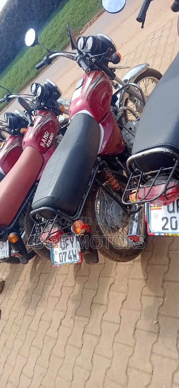 Bajaj Boxer 2023 Red
