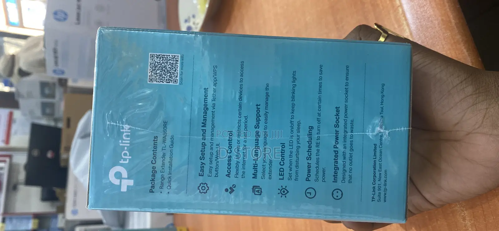 Tp-Link Wi-Fi Range Extender With AC Pass Through