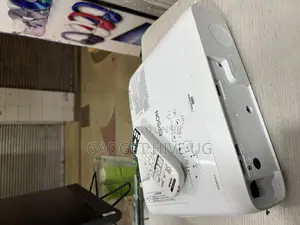 Epson Home Cinema DLP PROJECTOR