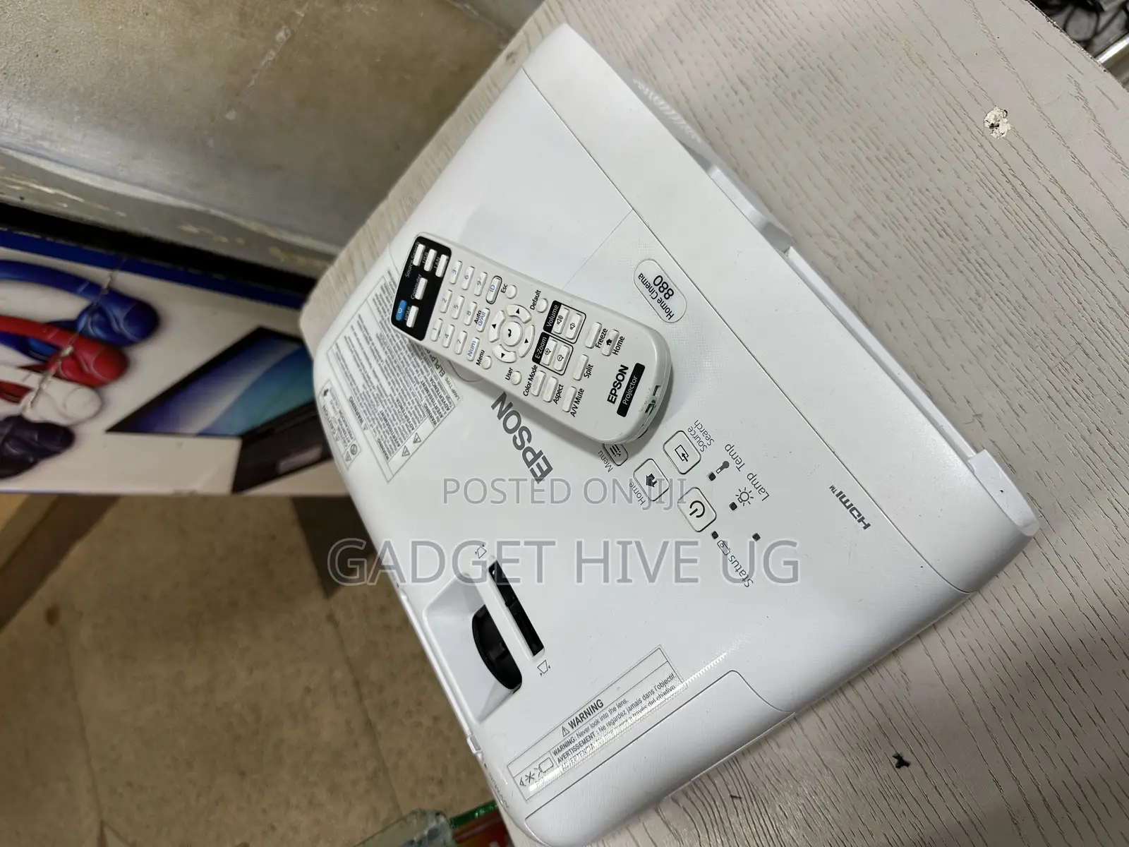 Epson Home Cinema DLP PROJECTOR