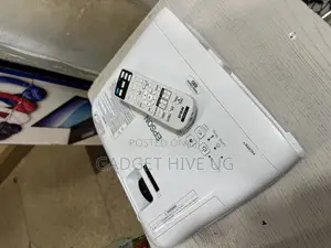 Epson Home Cinema DLP PROJECTOR