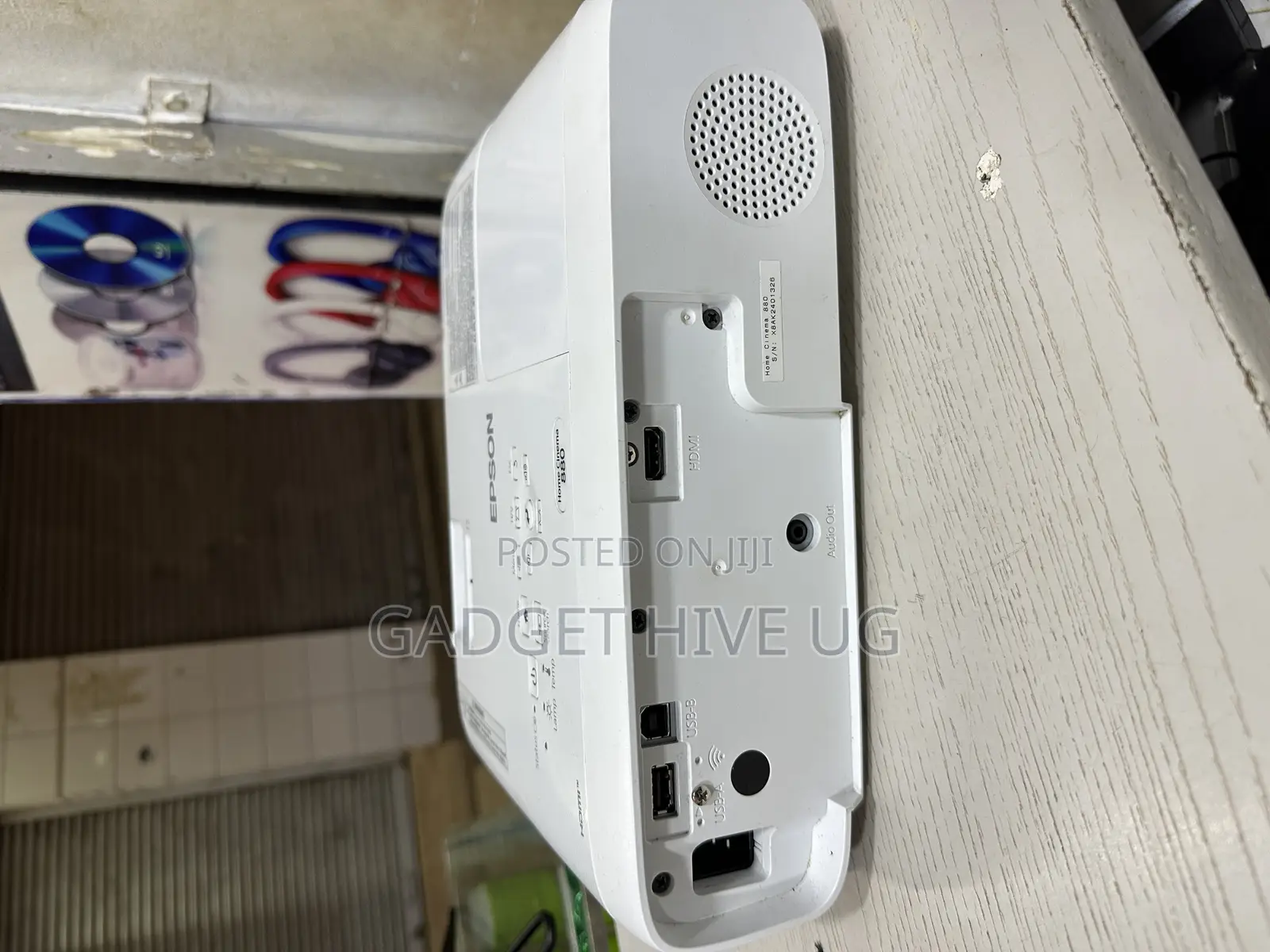 Epson Home Cinema DLP PROJECTOR