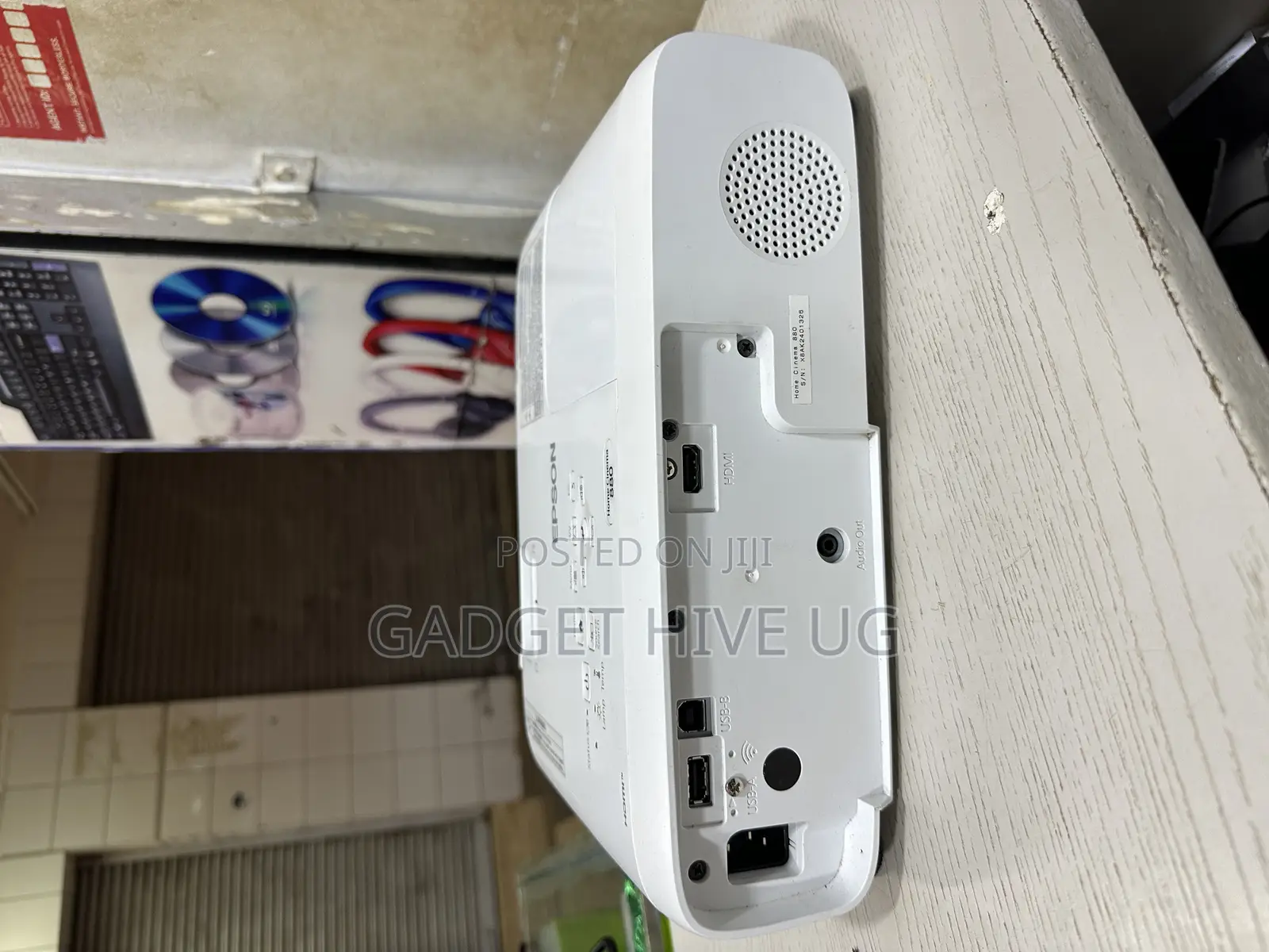 Epson Home Cinema DLP PROJECTOR