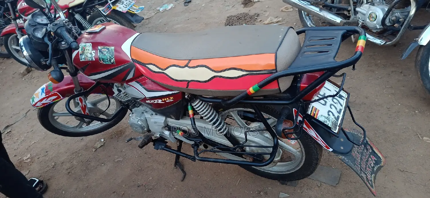 TVS HLX Plus ES 2023 Red