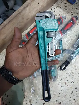 Heavy Duty Pipe Wrench 14 Inch