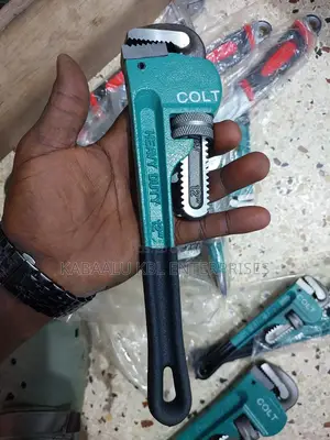 Heavy Duty Pipe Wrench 12 Inch