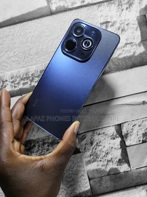 Infinix Hot 40i 128 GB Black