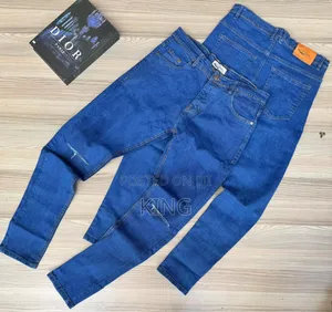 Chief Knee Cut Jeans