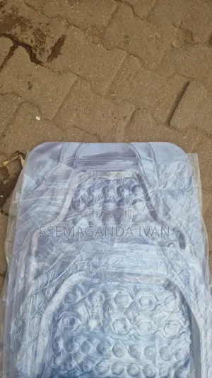 Colourless Car Carpets(Cars)