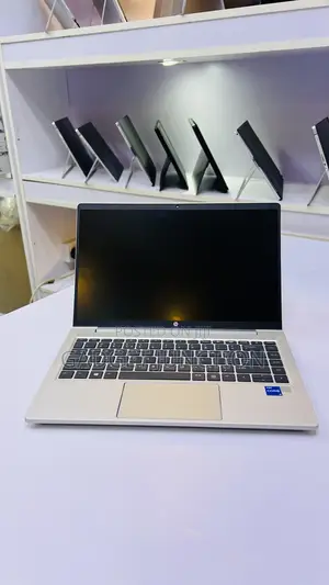 New Laptop HP ProBook 440 G8 8GB Intel Core I5 SSD 256GB