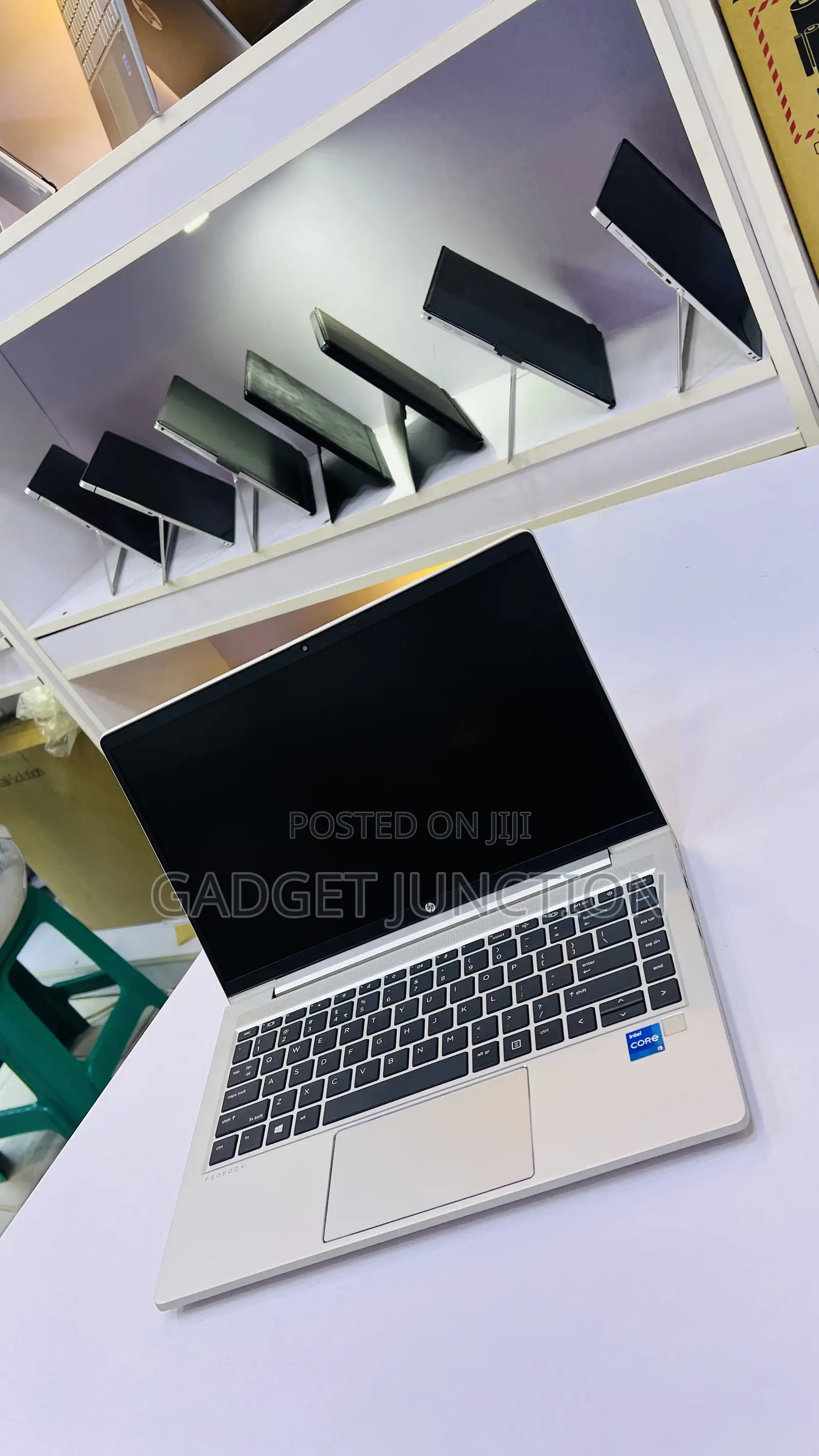 New Laptop HP ProBook 440 G8 8GB Intel Core I5 SSD 256GB