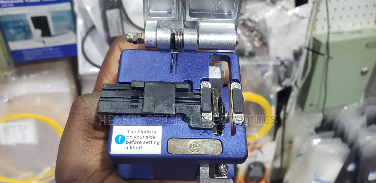 Fiber Cleaver