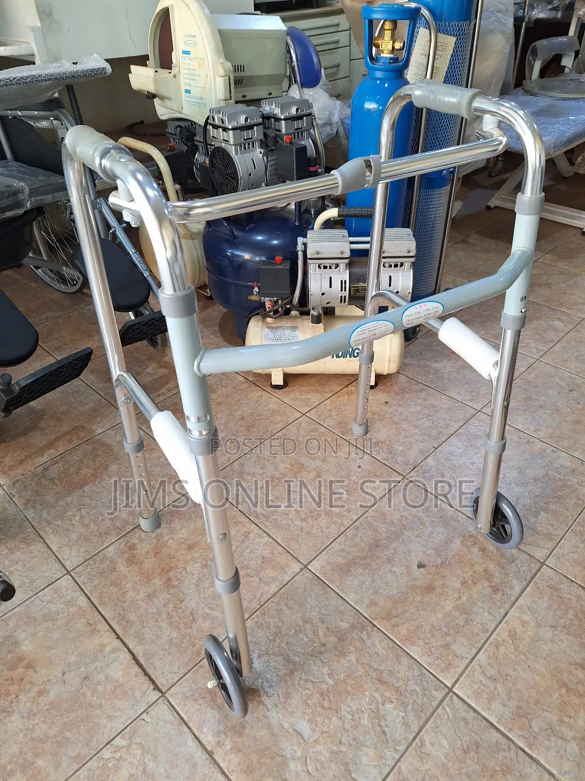 Adjustable Walk Invalid Front For Adults With Wheels