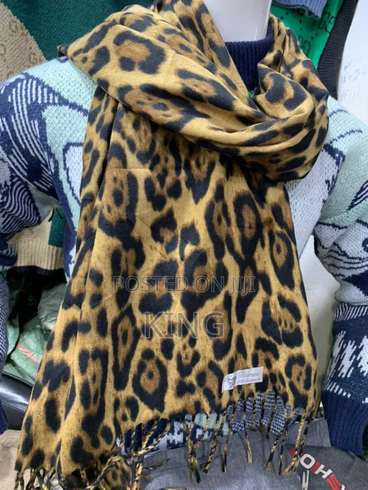 Optimum Gucci/Burberry Scarf
