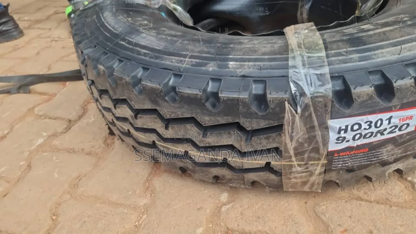 900r20 Highway Tyre