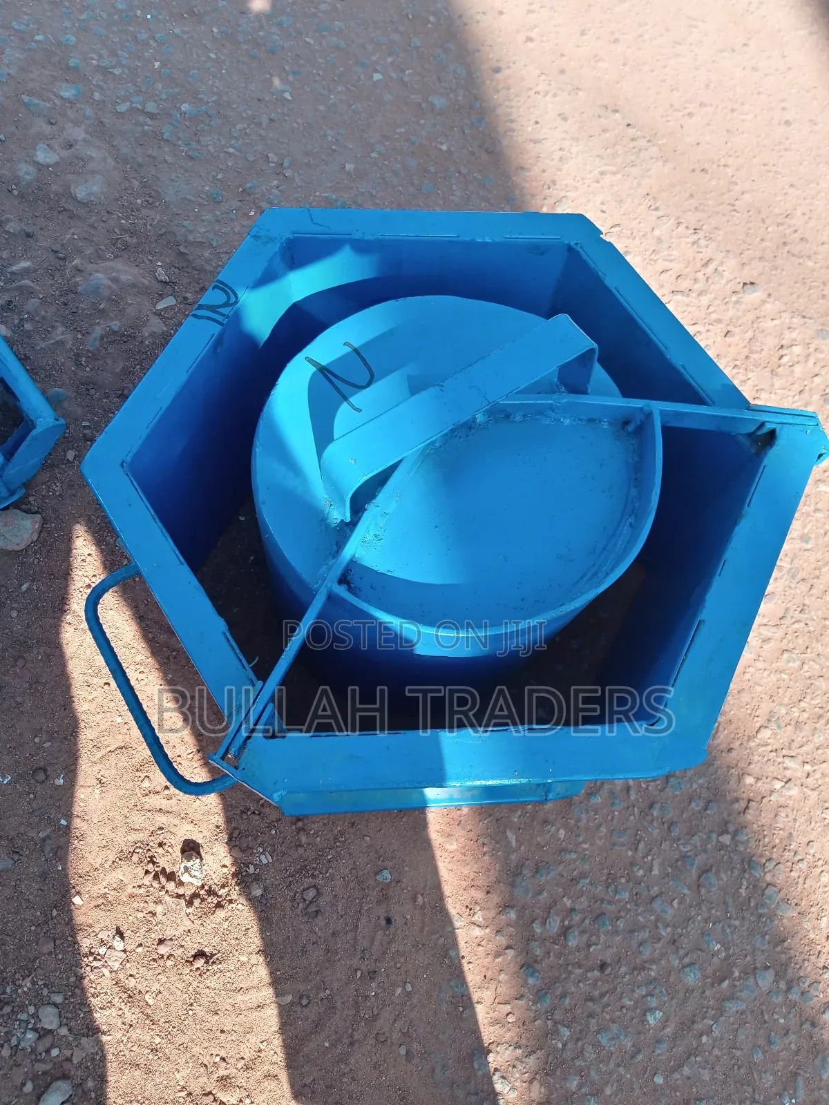 Horney Comb Moulds