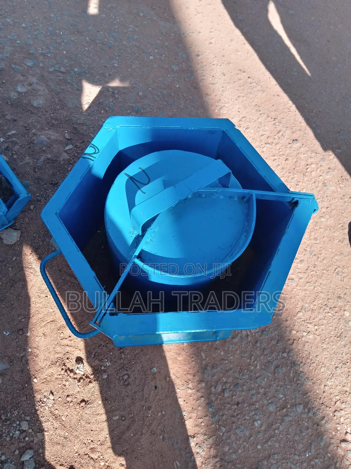 Horney Comb Moulds
