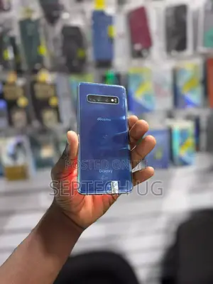 New Samsung Galaxy S10 128 GB Blue