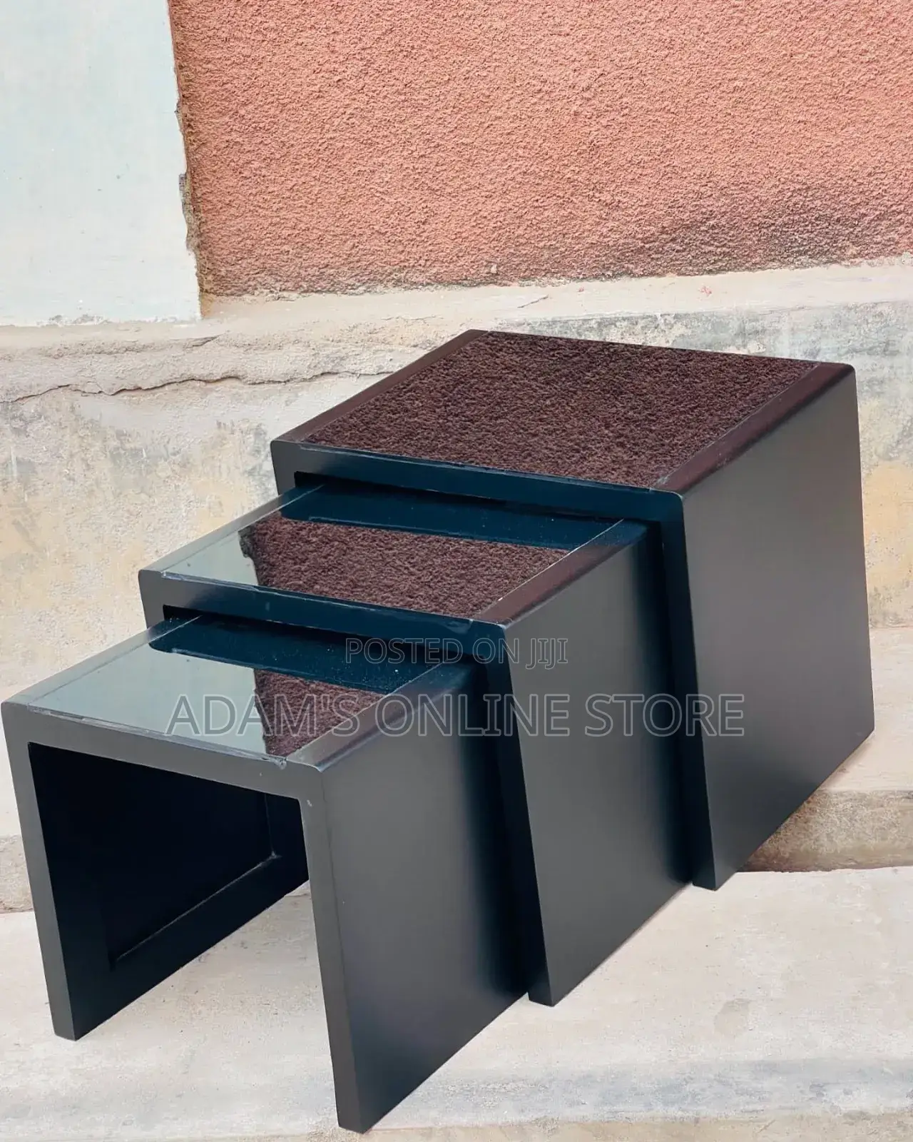 Black Stools Modern Coffee Table