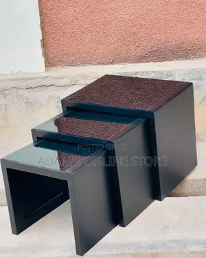 Black Stools Modern Coffee Table