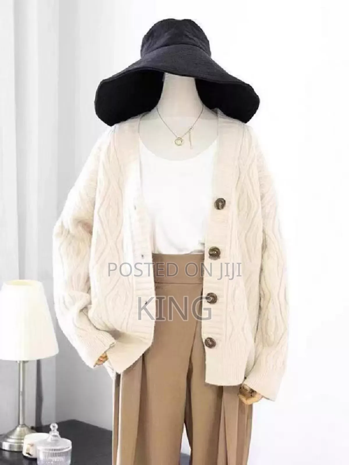 Maest Knit Sweater/Cardigan