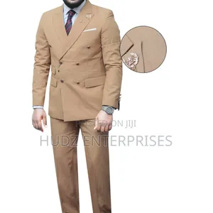 De Double Breast Suit