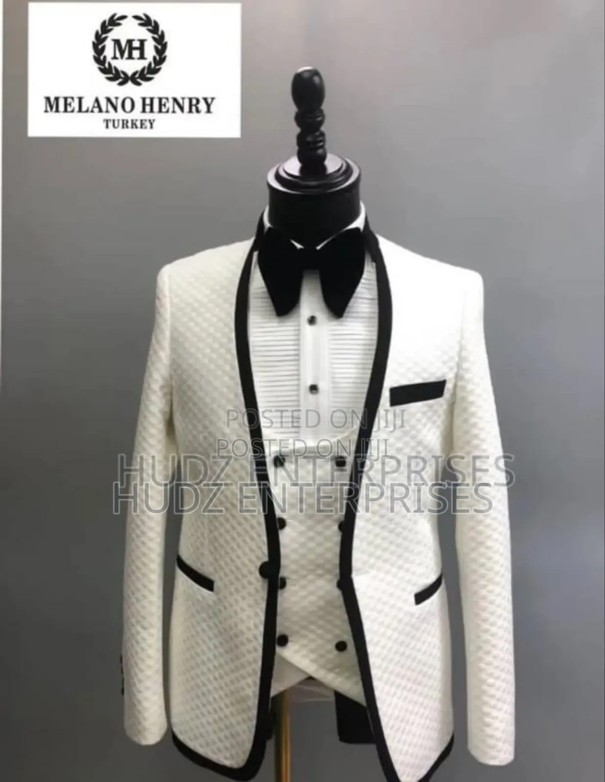 De Swagger Wedding Cream Suit