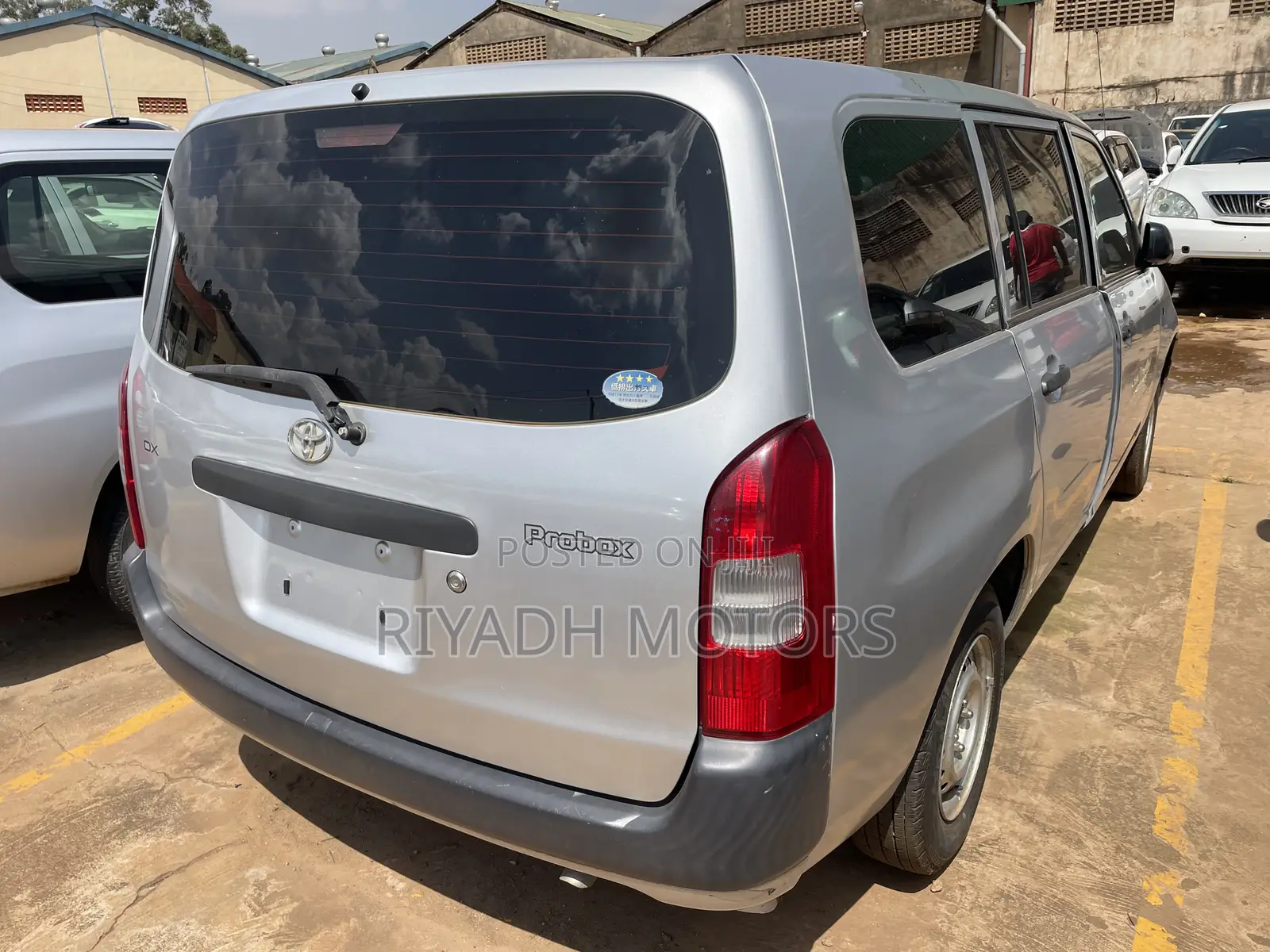 Toyota Probox 1.5 DX Comfort 2WD 2013 Silver