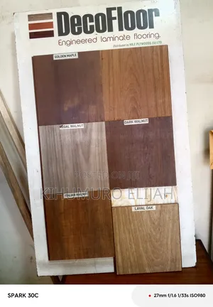 Laminated Wood Floor Tiles
