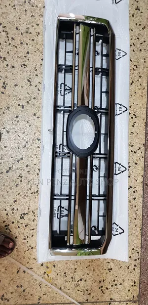 Chrome Grill for Landcruiser Hardtop Fj75
