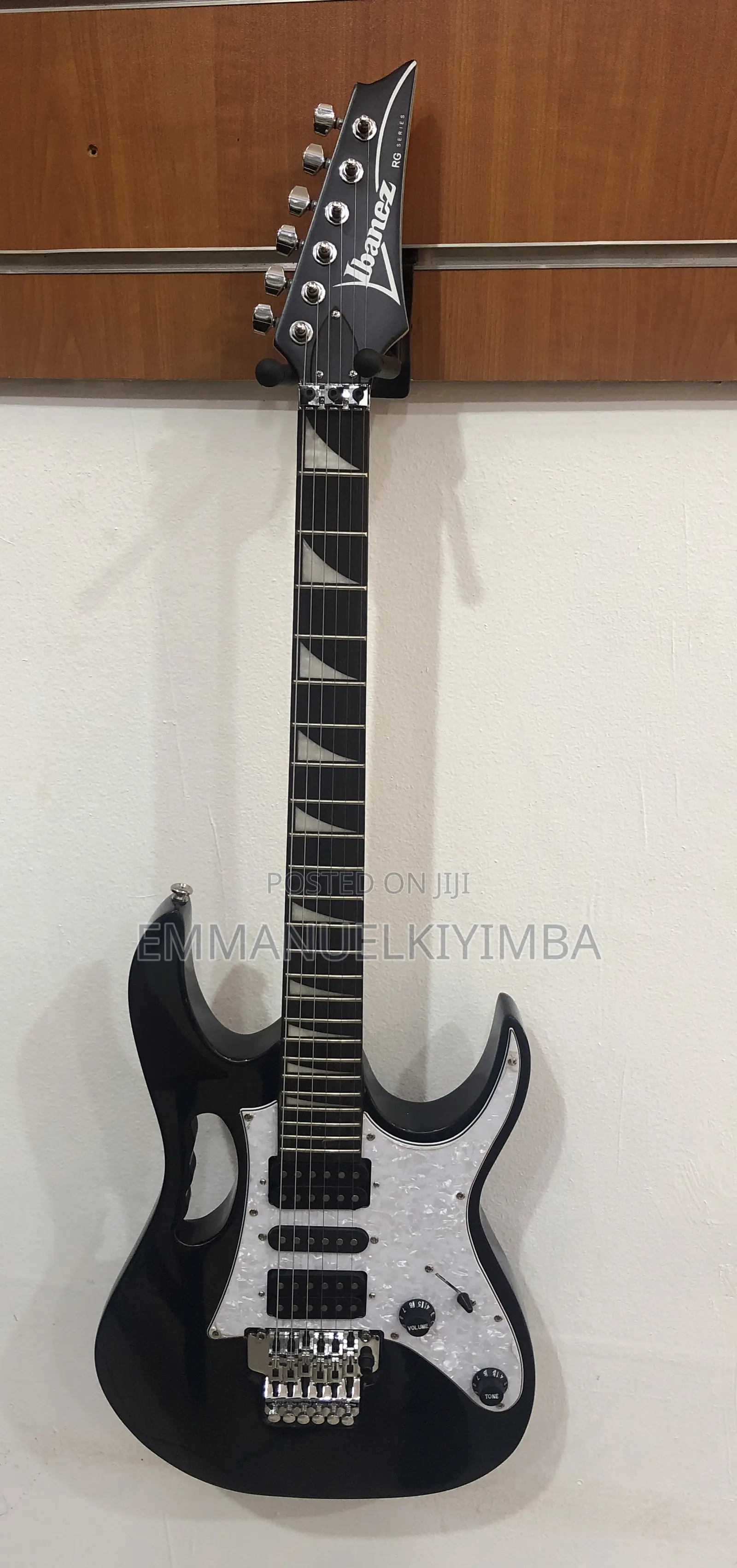 I Banez Solo Guitar