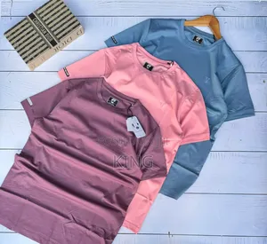 Virtual T-Shirts in Crew Neck.