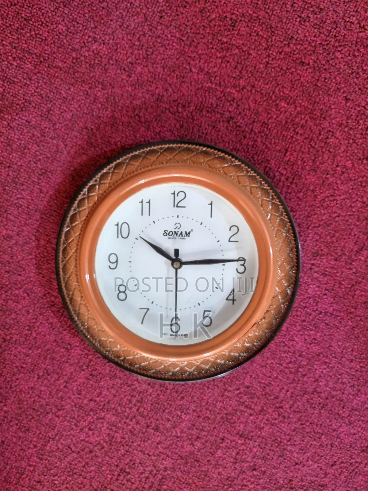 Sonam Quartz Wall Clock. 5327