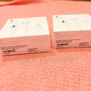 Original Apple Earpods Headphones With Lightning or USB-C