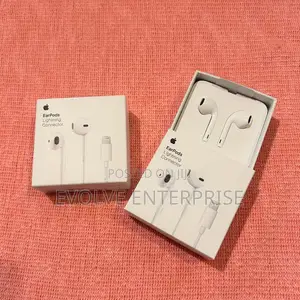 Original Apple Earpods Headphones With Lightning or USB-C