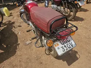 Bajaj Boxer 2024 Red