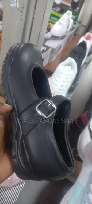 Girls Classic Bata School Shoes