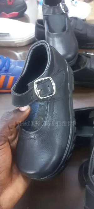 Girls Original Bata School Shoes
