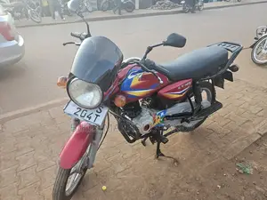 Bajaj CT 110X 2023 Red