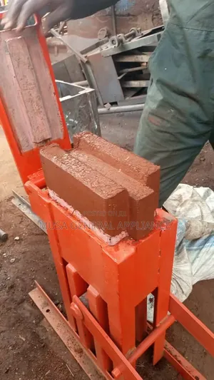 Interlocking Block Machine