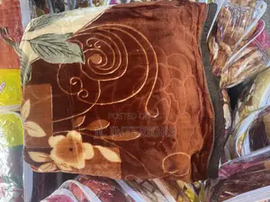 6x6 Quality Woolen Blankets