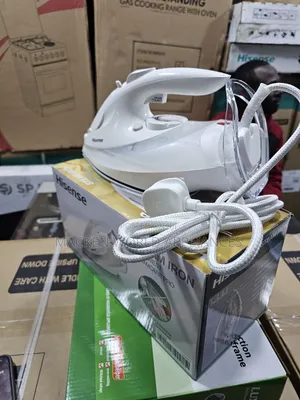 Hisense Steam Flat Iron 2800W New on Promotion