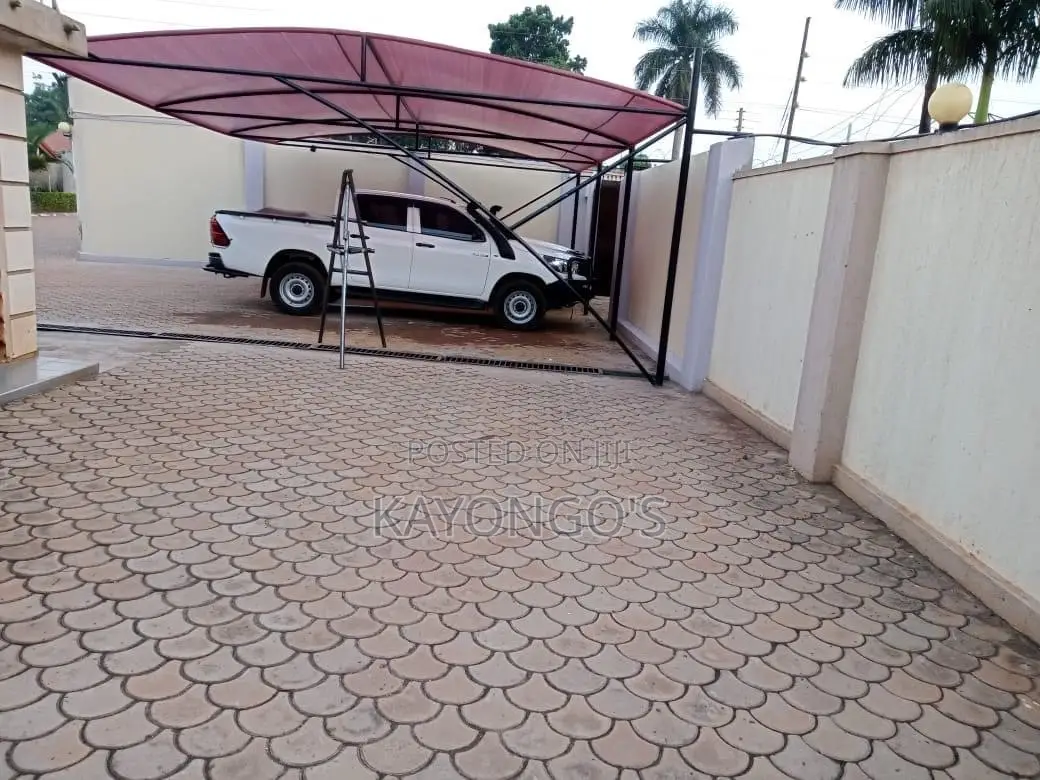 Carshade Waterproffed