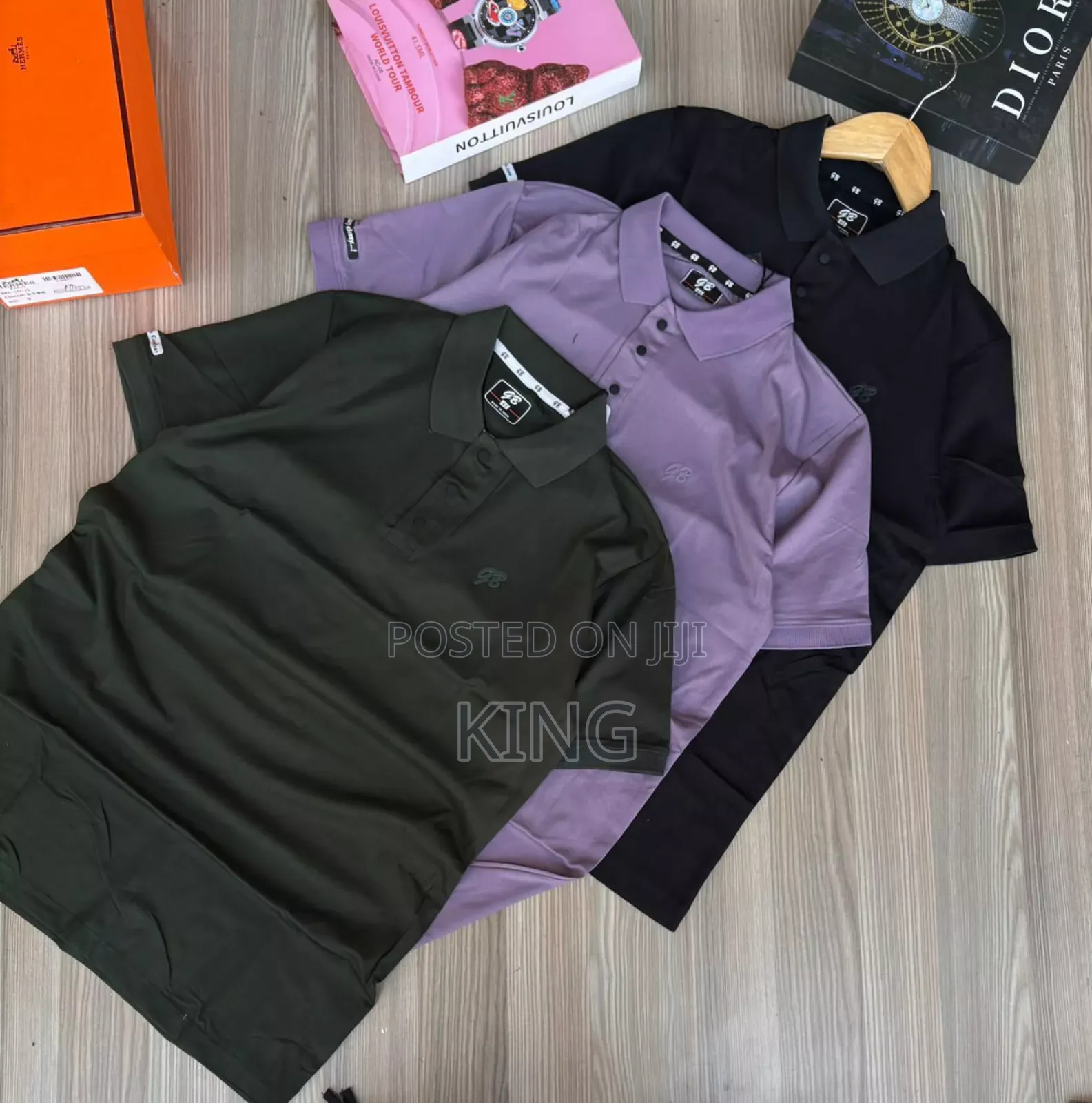 Rumble Mellow T-Shirts. Collar