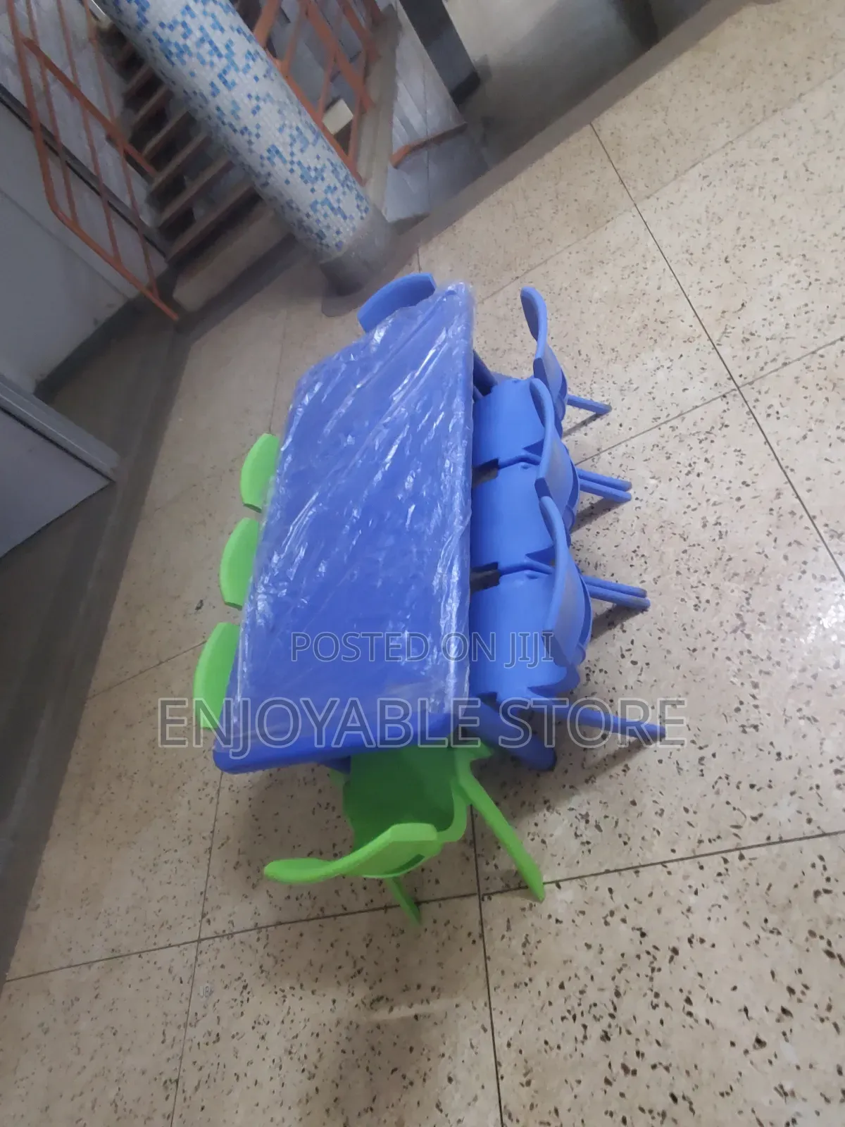 Generic Active Plastic Kids Table and Chairs 8pcs